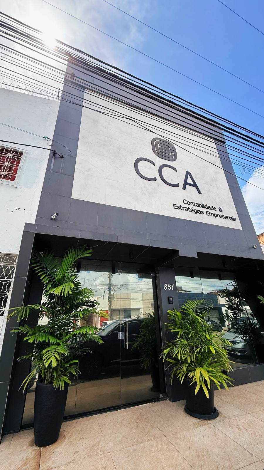 Fachada do escritório da CCA Hub em Natal